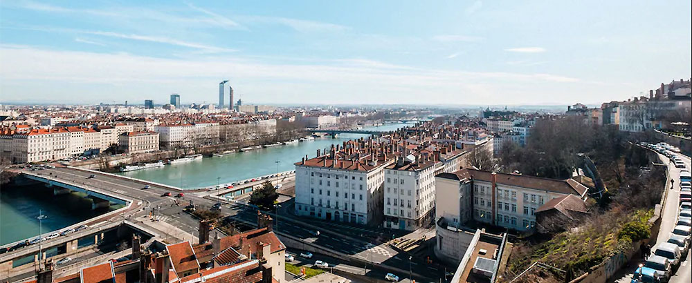 Venir travailler à Lyon