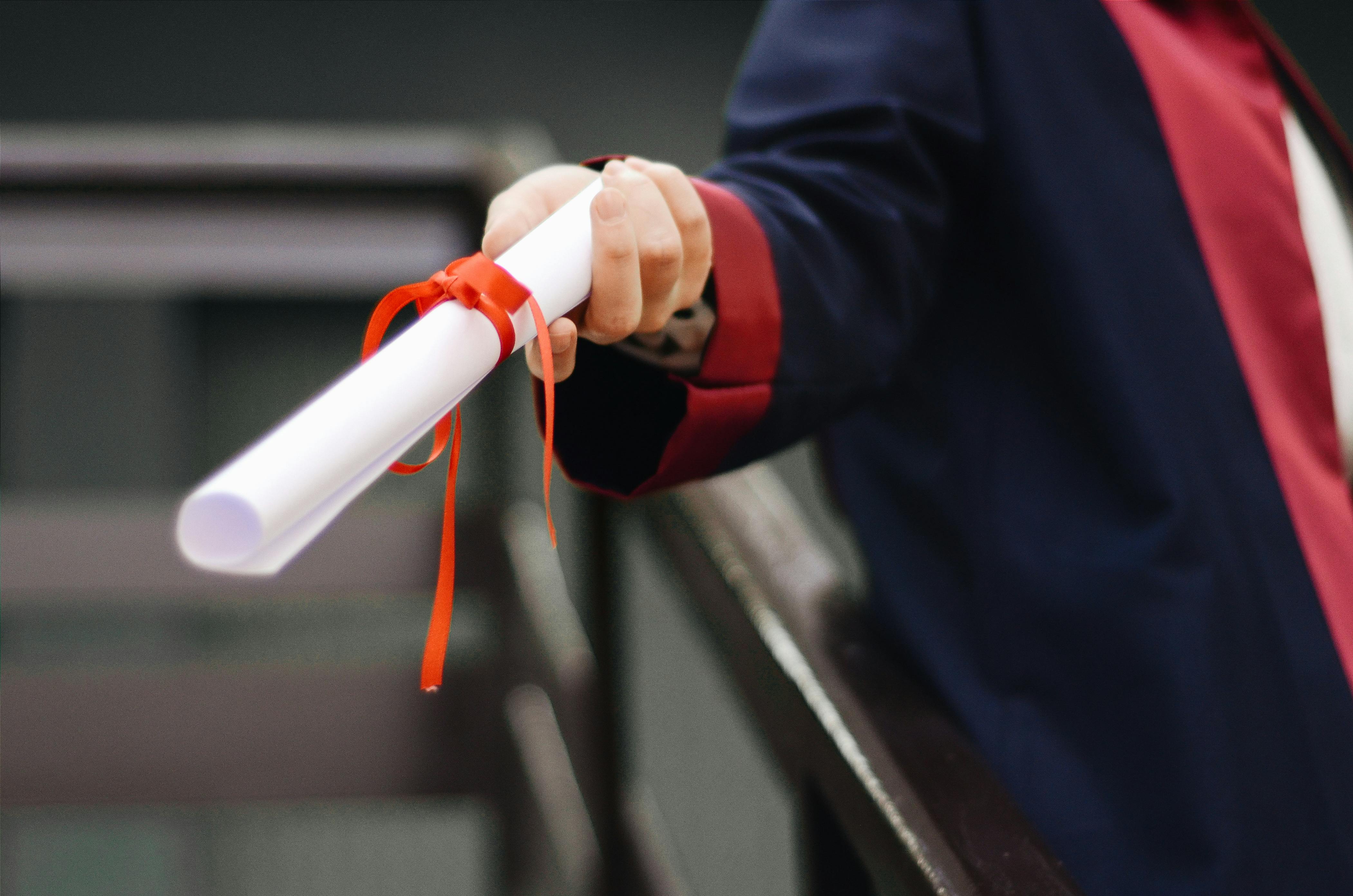 Jeunes diplômés, ce qu’il faut savoir avant de se lancer dans la vie pro !